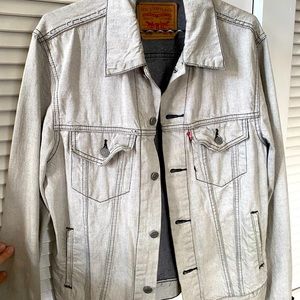 VTG Levis trucker jacket driftwood gray denim M